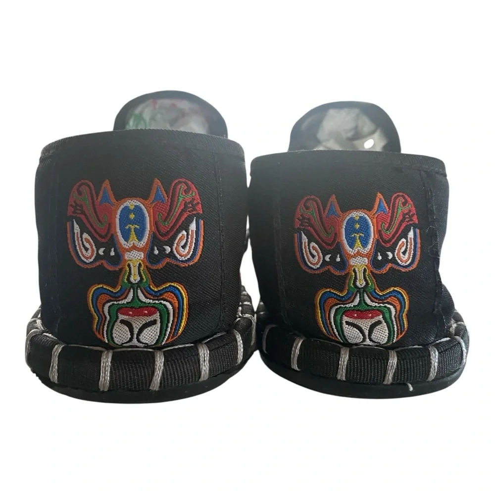Black Embroidered Slip-On Shoes unisex - Picture 6 of 10
